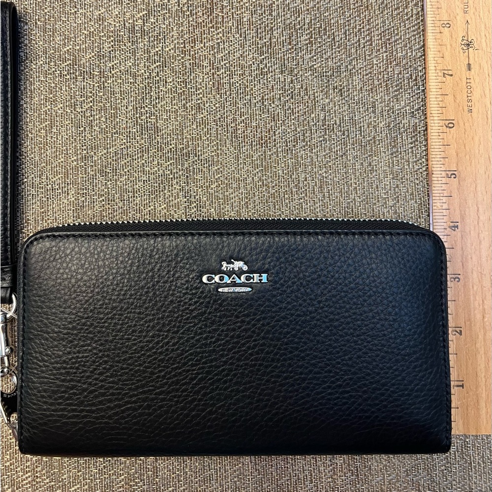 COACH accordion wallet w/silver findings